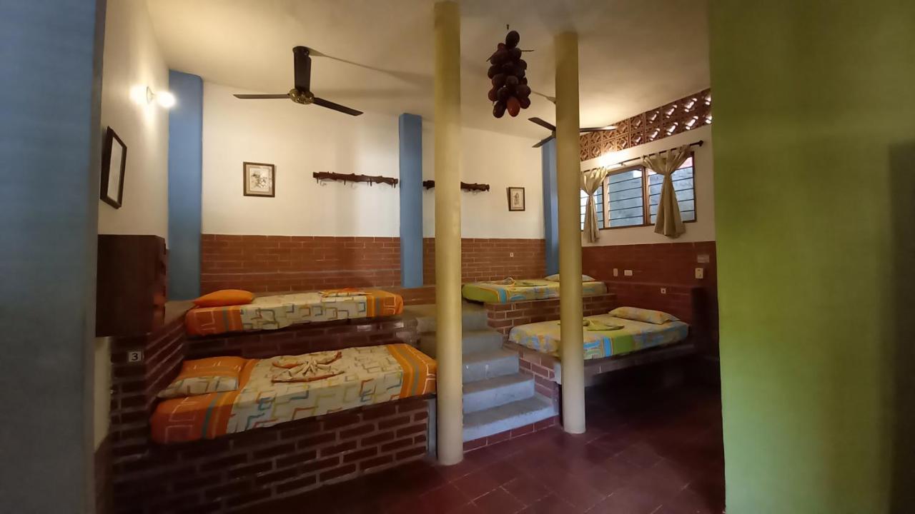 Hostal La Casa De Felipe Vandrarhem Taganga Exteriör bild