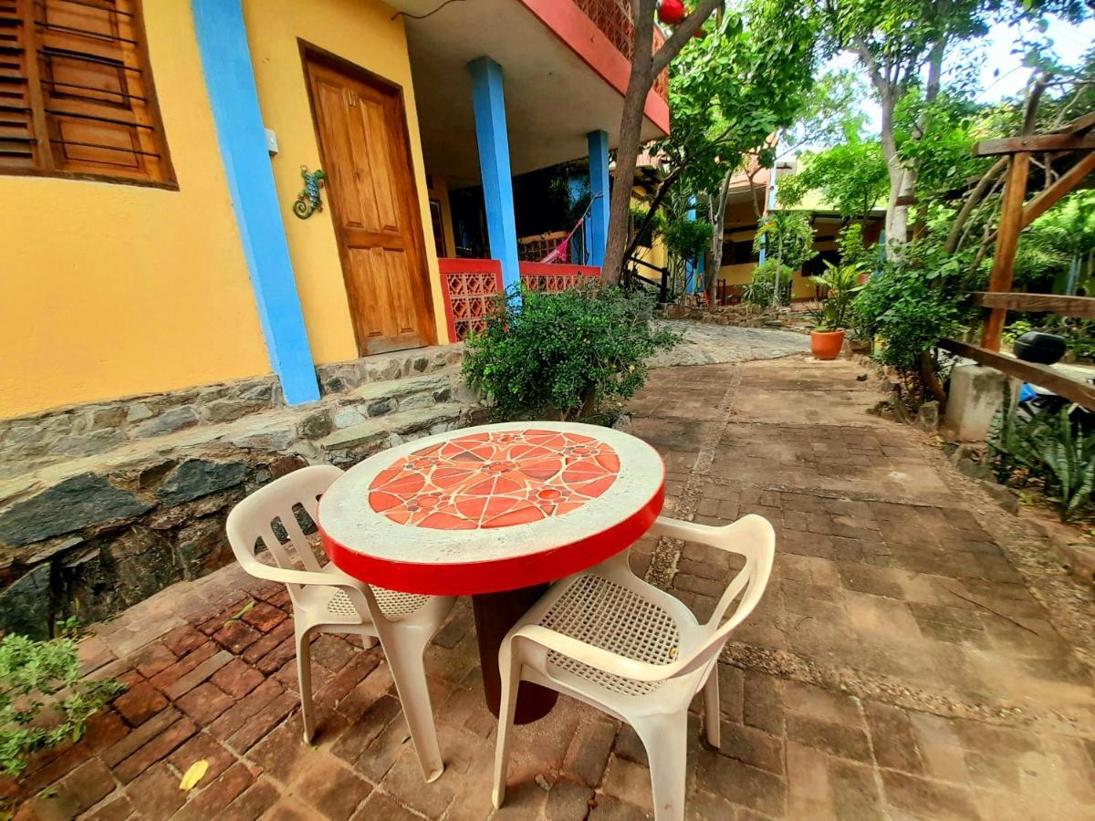 Hostal La Casa De Felipe Taganga Exteriör bild