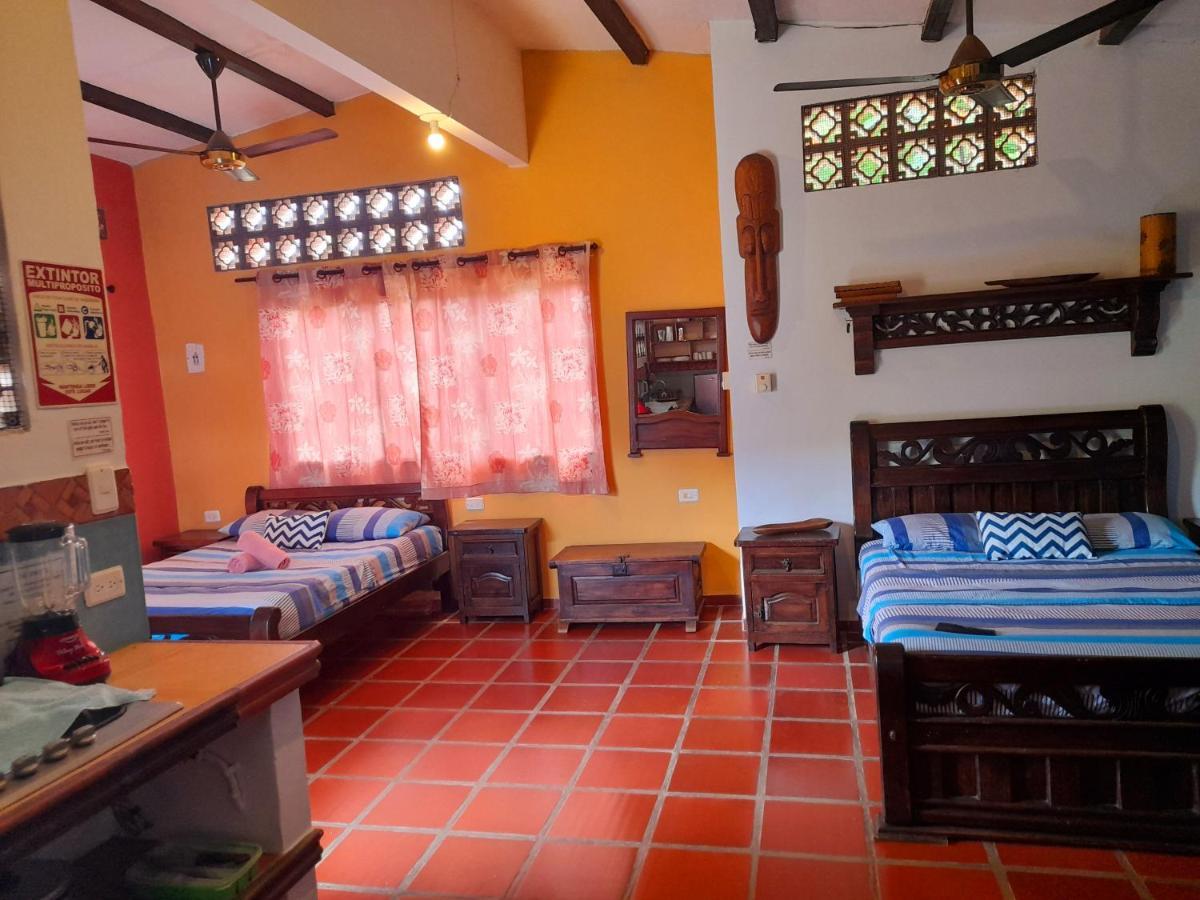 Hostal La Casa De Felipe Taganga Exteriör bild
