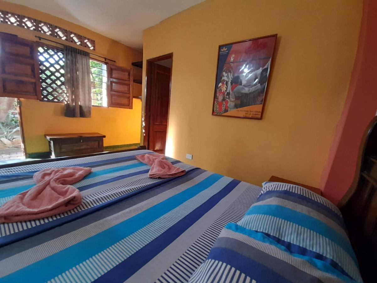 Hostal La Casa De Felipe Taganga Exteriör bild