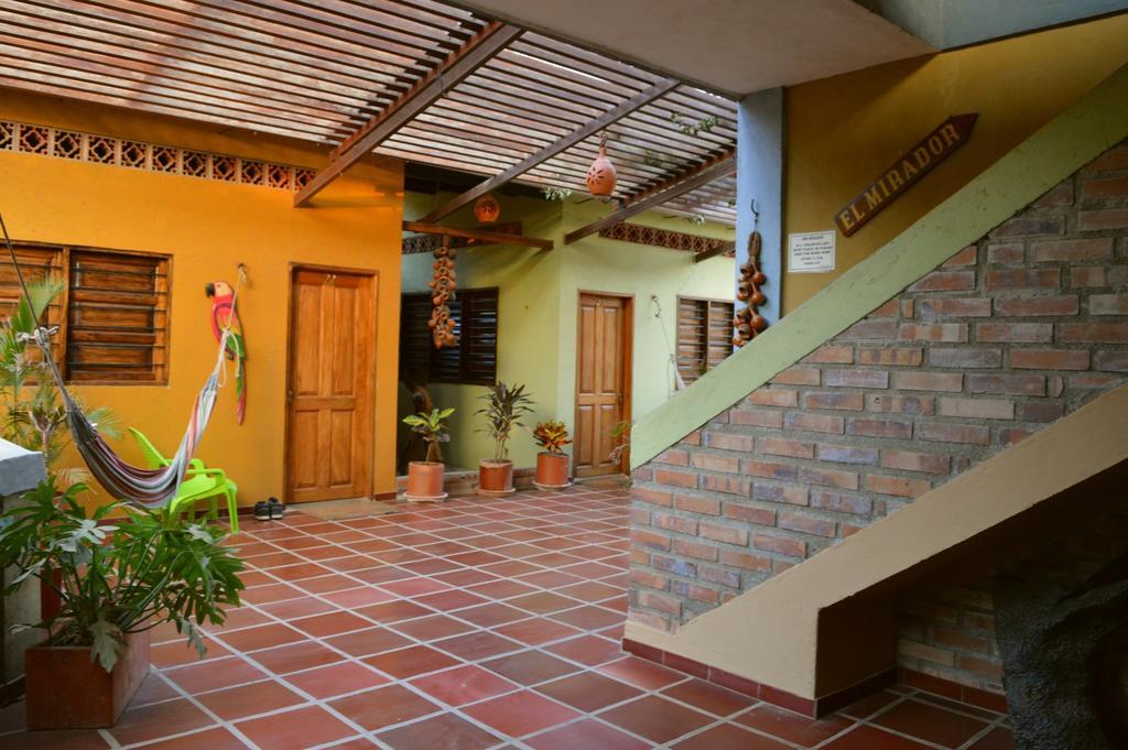 Hostal La Casa De Felipe Taganga Exteriör bild